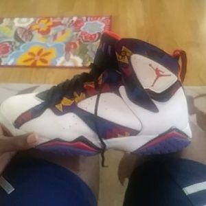 Retro 7 ugly sweater